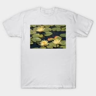 Lilies On The Pond © T-Shirt